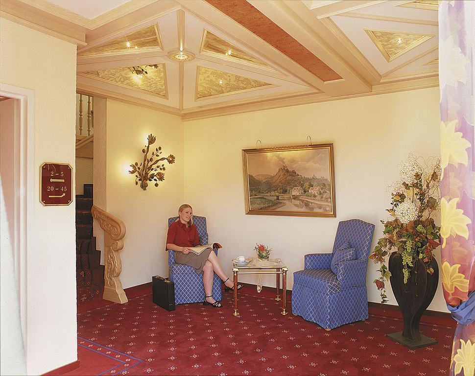 Hotel Zum Weissen Stein Kirchen  Exterior foto